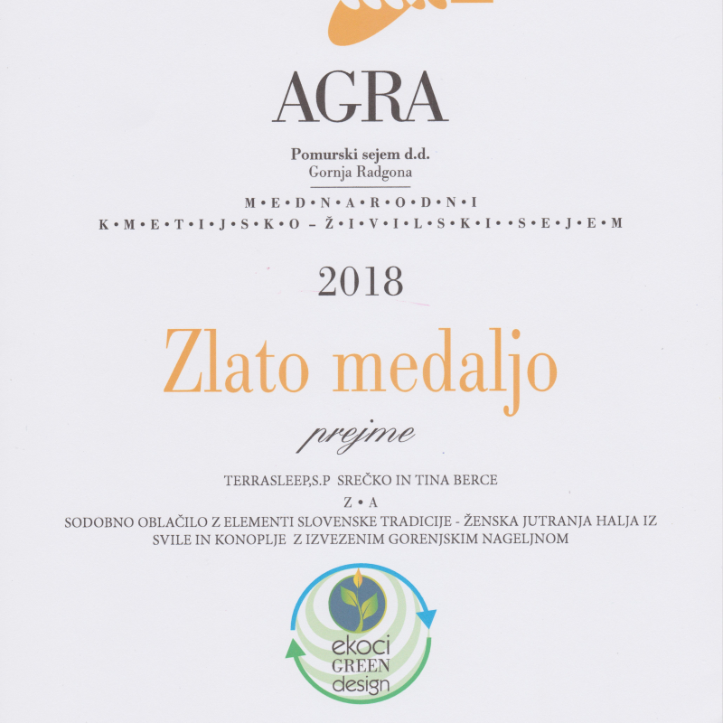 Zlata medalja AGRA 2018 - sodobno oblačilo z elementi slovenske tradicije